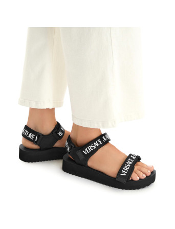 Сандалі Versace Jeans 80VA3SX4 ZS630 899